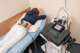 Elektroforézu predpísané pre pacientov na liečbu bolesti chrbta a zápal
